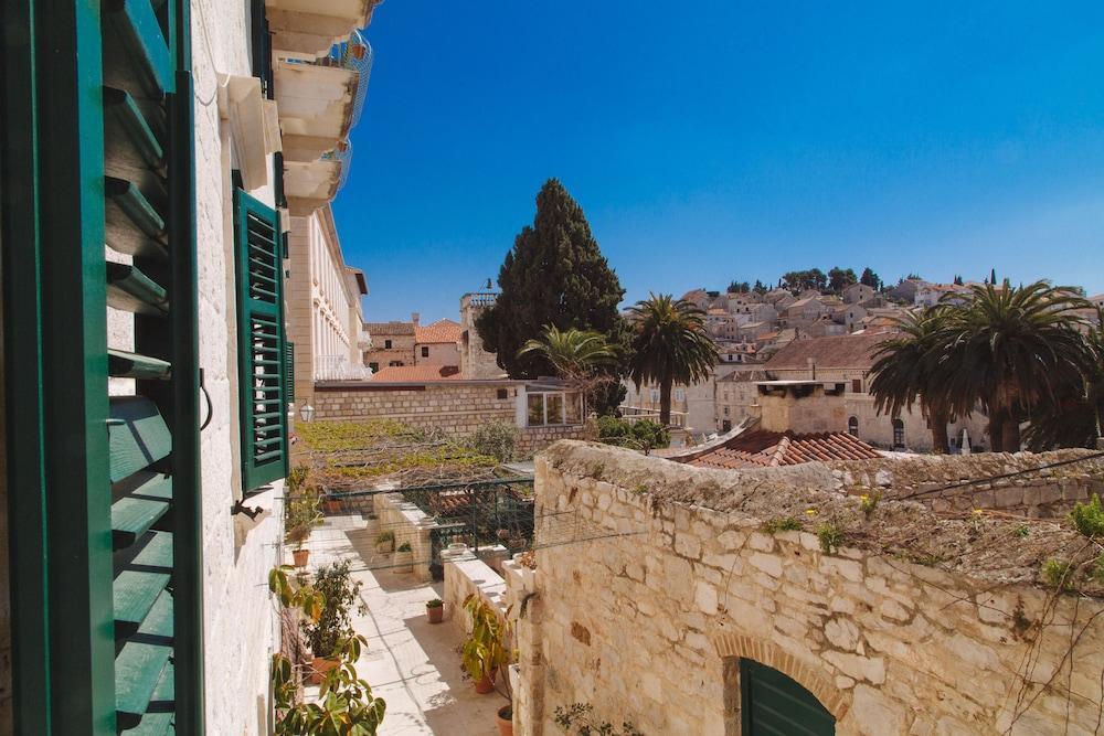 Park Hvar Хвар Екстериор снимка