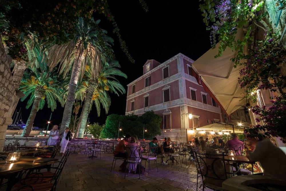 Park Hvar Хвар Екстериор снимка