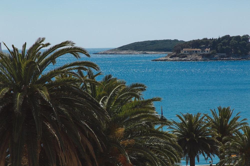 Park Hvar Хвар Екстериор снимка